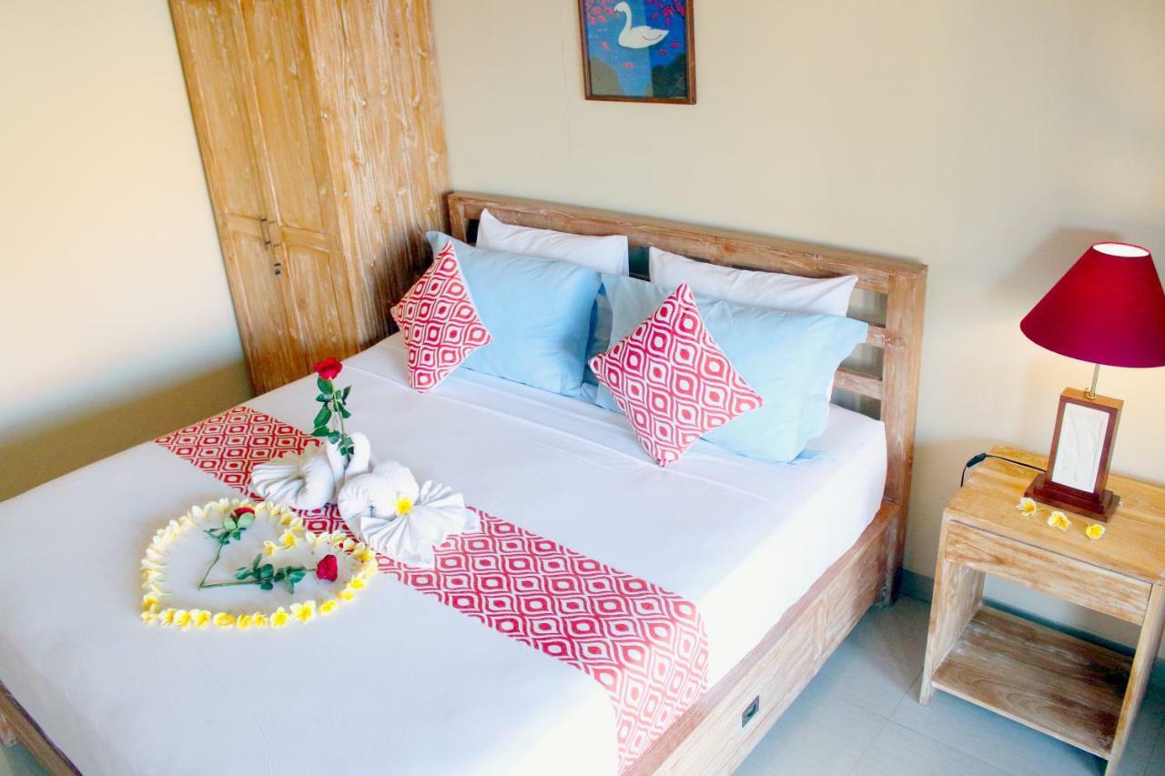 Cr Tris Rooms Seminyak Exterior foto